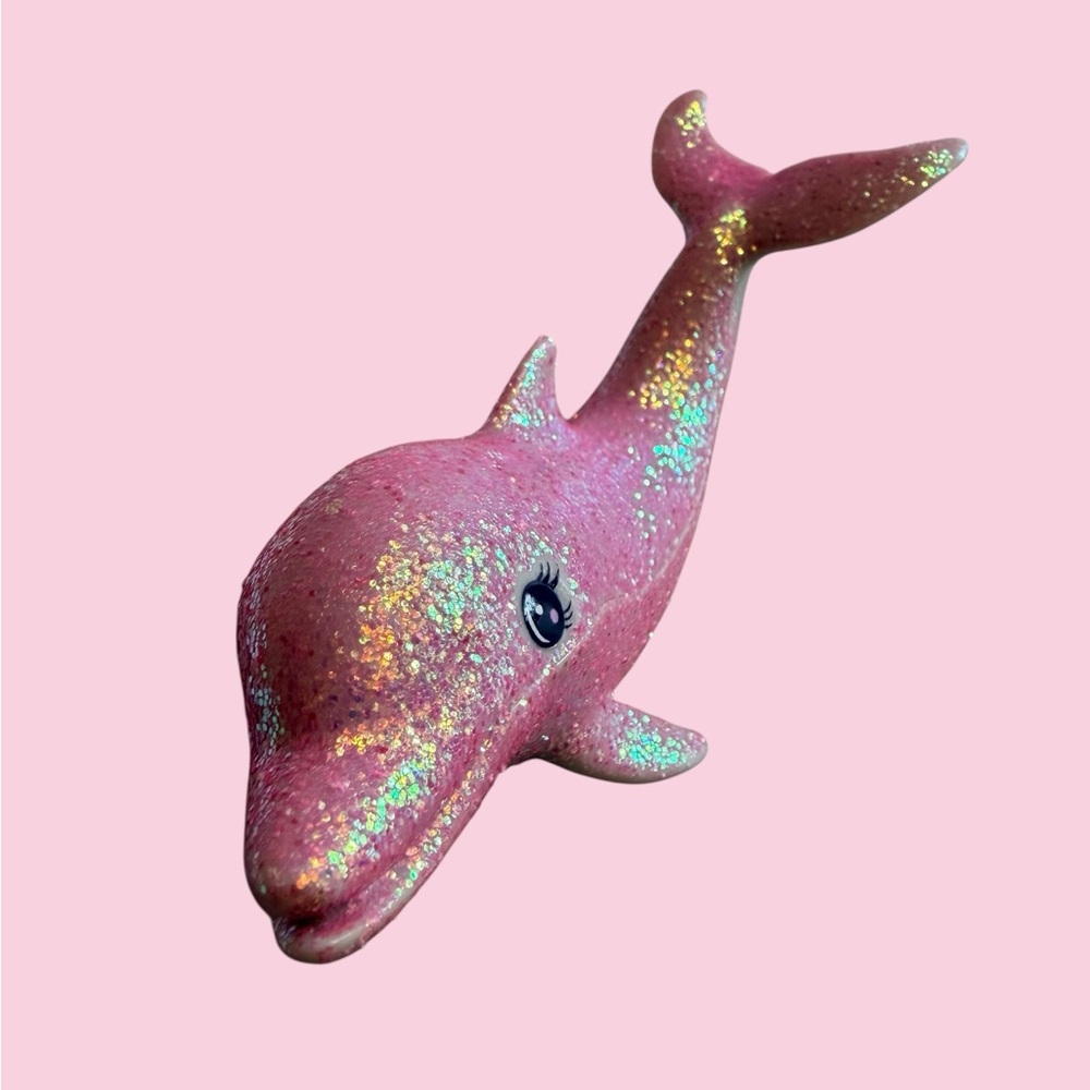 Mattel Barbie Pink Glitter Dolphin Sparkle Merliah
Mermaid Replacement 2009 Pet - Picture 3 of 7